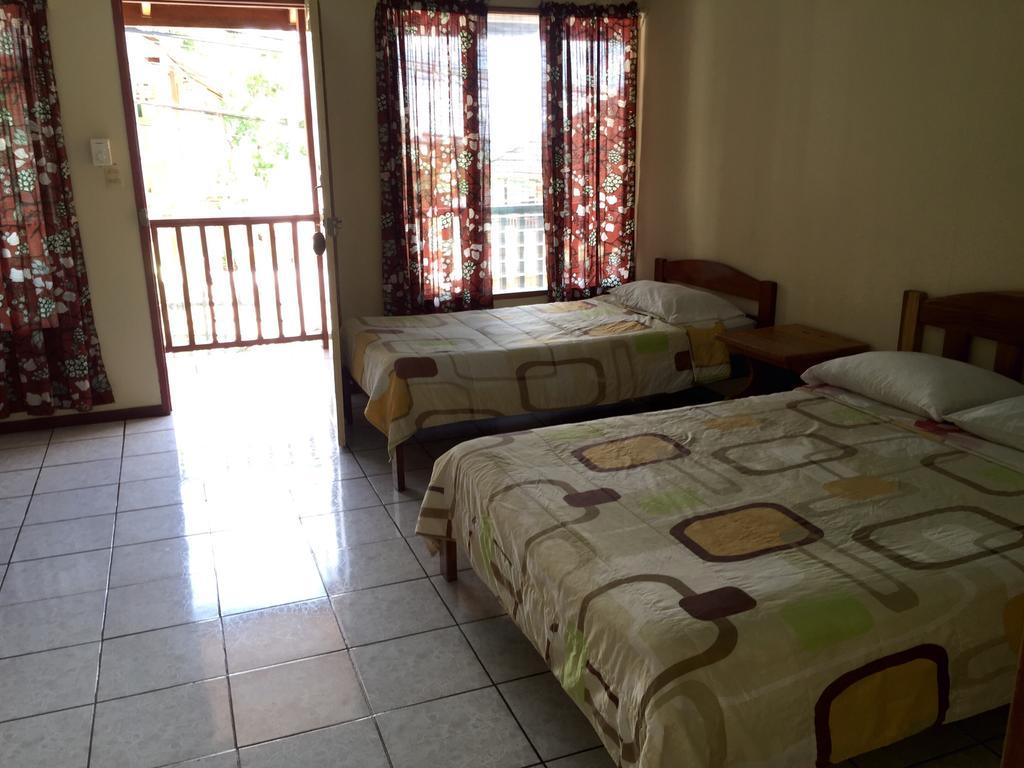 Hotel Moctezuma Montezuma Zewnętrze zdjęcie